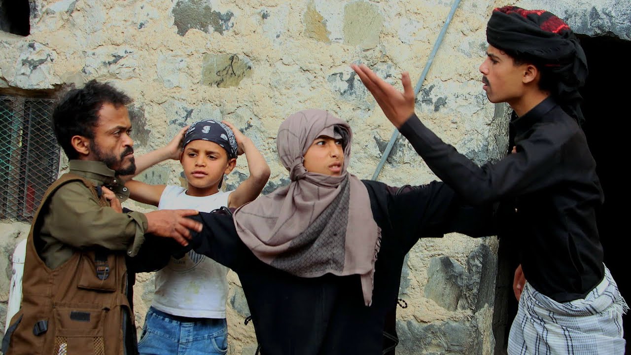 لما زوجتك تسبب لك مشاكل انت وصهيرك😱 | أبو صالح الحلقة 9 #اكسبلور #ضحك