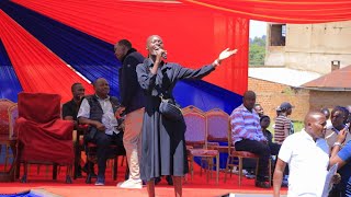 Limeinuliwa neno lako bwana By Godwill Babette (COVER)VIDEO OFFICIAL 