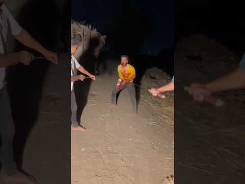 مسكنا شخص مجنون