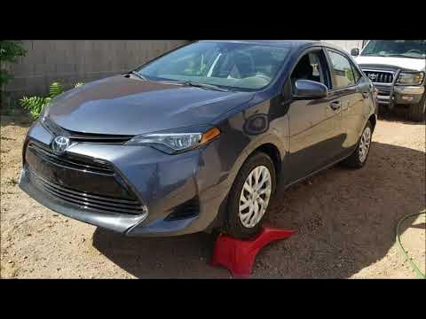 2019 Toyota Corolla Oil Change 1.8 L and Reset the Maintenance Required