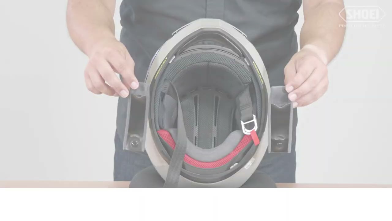 How to Remove and Install the Z-9 Chin Strap Cover [SHOEI Official