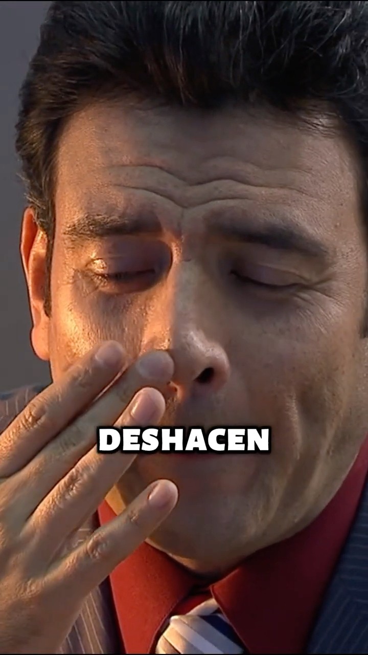 Nomás sin escupir ? #HastaQueElDineroNosSepare #PedroFernández #HéctorSandarti #shorts #tln
