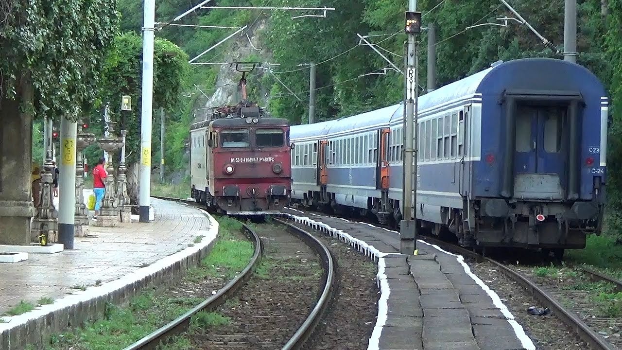 Trenuri in Gara Băile Herculane - 08.Aug.2025.