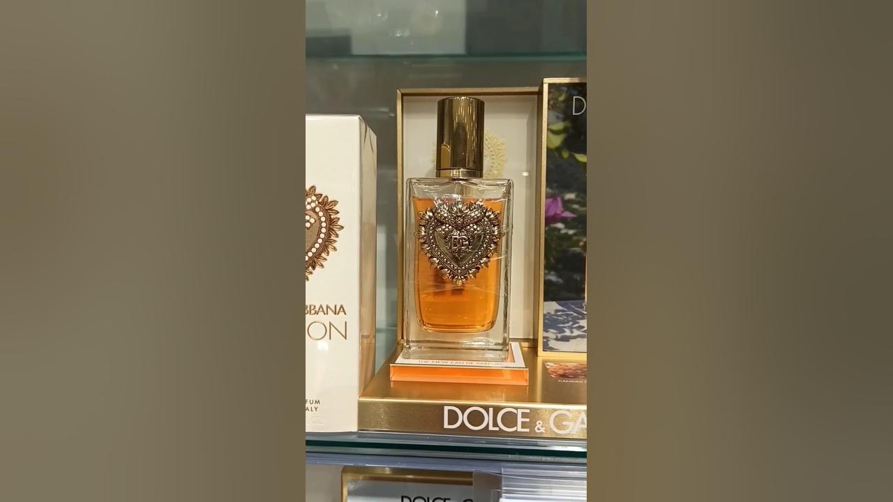 Дольче габбана девотион духи. Dolce Gabbana Devotion Парфюм. Дольче Габбана девоушен Парфюм. Дольче Габбана Дивоушен аромат. Подарочный набор женский Devotion парфюмерная вода.