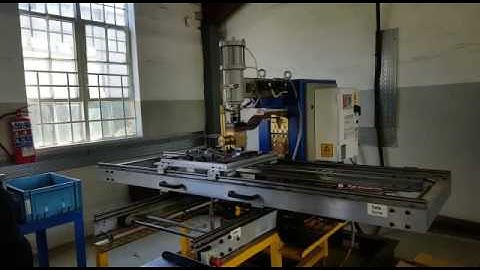 Programmable X Y spot welder