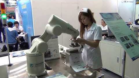 Compliance robot demo (with explanation)