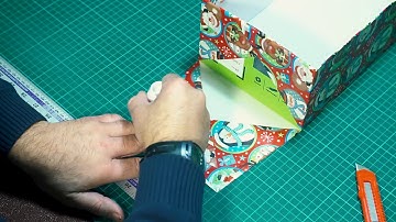 Shoebox Express: How We Wrap Our Christmas Shoeboxes
