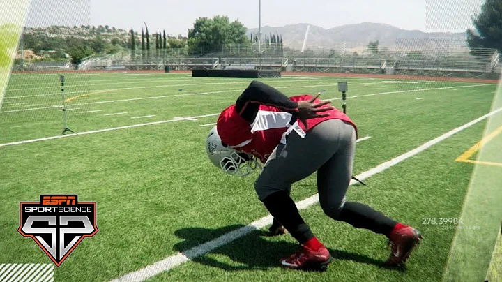 What makes Tyreek Hill the fastest player in the N...