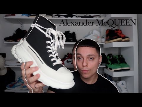 Alexander McQueen Black/red Tread Slick boots
