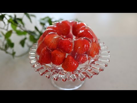 How to make VEGAN STRAWBERRY JELLY CAKE | Easy 3 ingredients Recipe ready in 5 mins! | Kitchen Princess Bamboo