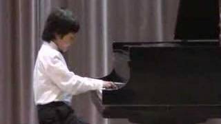 7 years old Evan Epstein plays BACH SHORT PRELUDE IN C MINOR