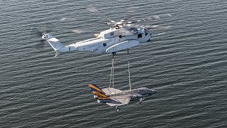 US Badass Helicopter CH-53K King Stallion Lifting Non flyable F-35C Airframe