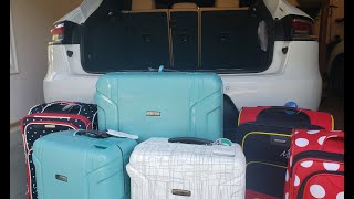 How many suitcases can you fit in a 2021 Porsche Macan?