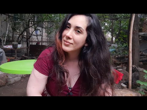 რა არის ქალურობა და როგორ გავხსნათ ის ჩვენში?