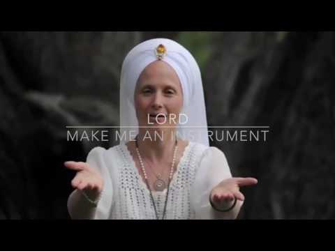 Snatam Kaur - Servant of Peace - With Lyrics