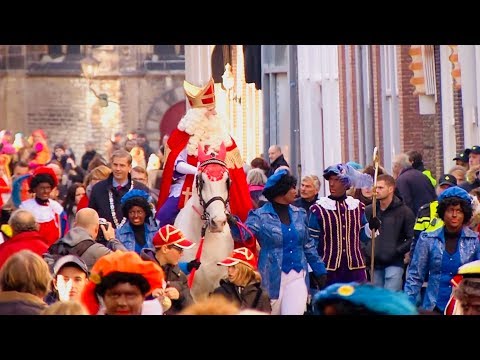 Pieten in Dordt blijven zwart tijdens intocht Sinterklaas