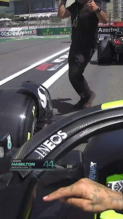 Camera Op Lens A Hand To Lewis Hamilton #Shorts