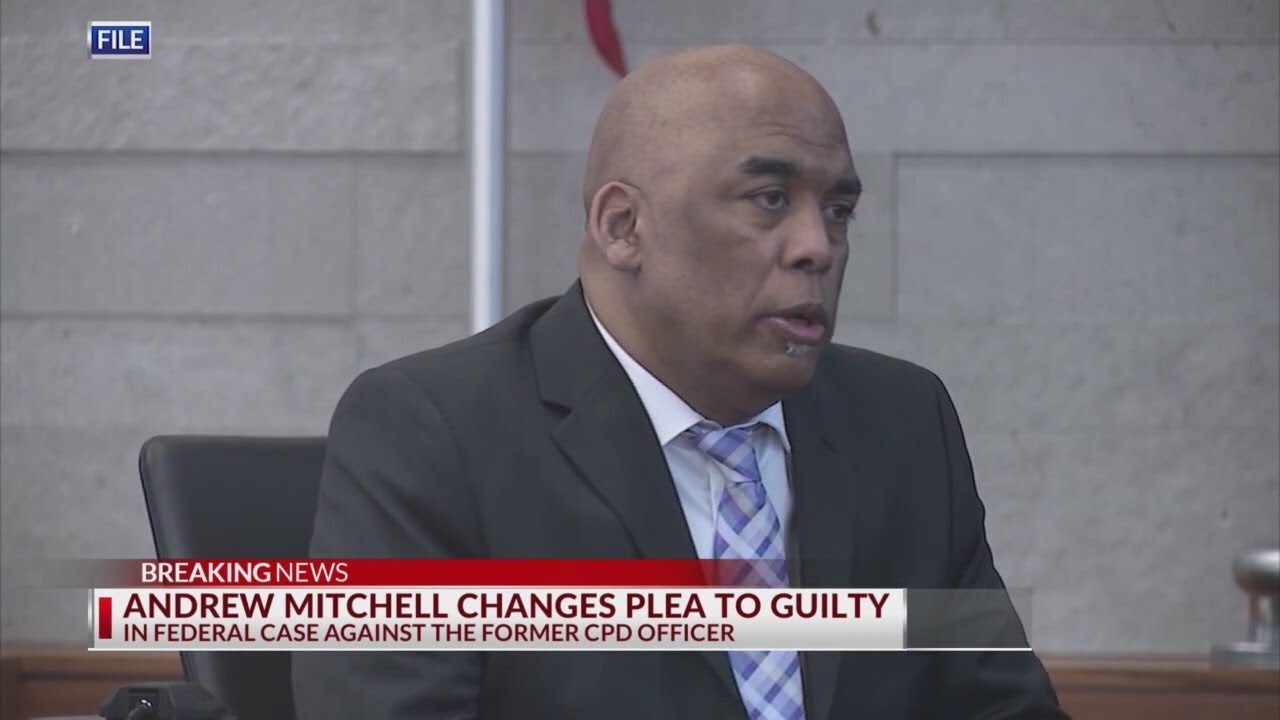 Former CPD officer pleads guilty in federal case - YouTube
