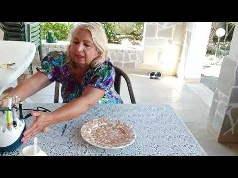 Video: Come Fare Un Mosaico Di Gusci D'uovo