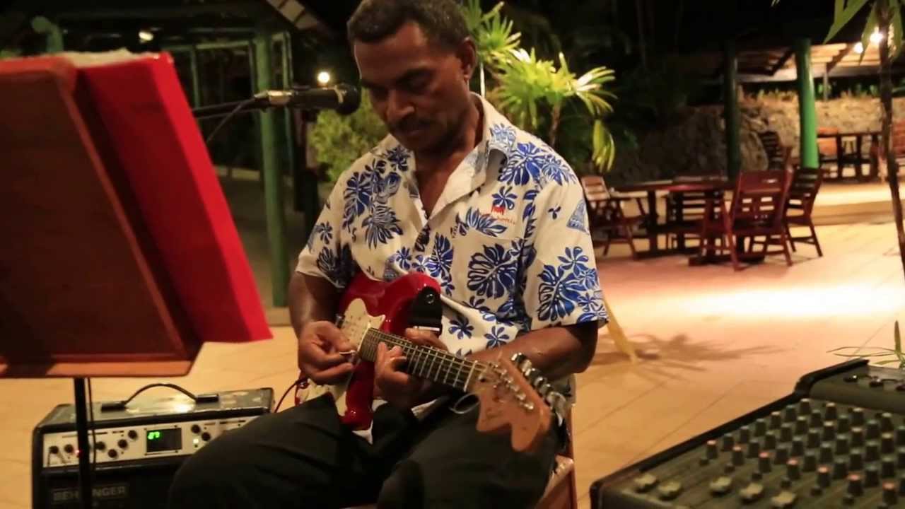 Vei siga au diva tu- Tanoa International Hotel Band (Nadi)