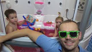 Растим снег в ванной ищем сюрпризы Снежколепом Gelli Baff