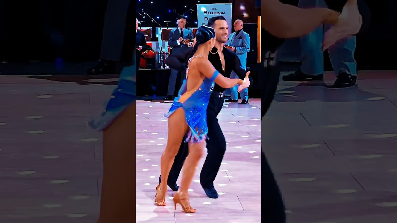 Explosive Jive Couple Dance 🔥#remix #Jive #samba #explosion #energy #dancing auf YouTube ansehen Explosive Jive Couple Dance 🔥#remix #Jive #samba #explosion #energy #dancing auf YouTube ansehen