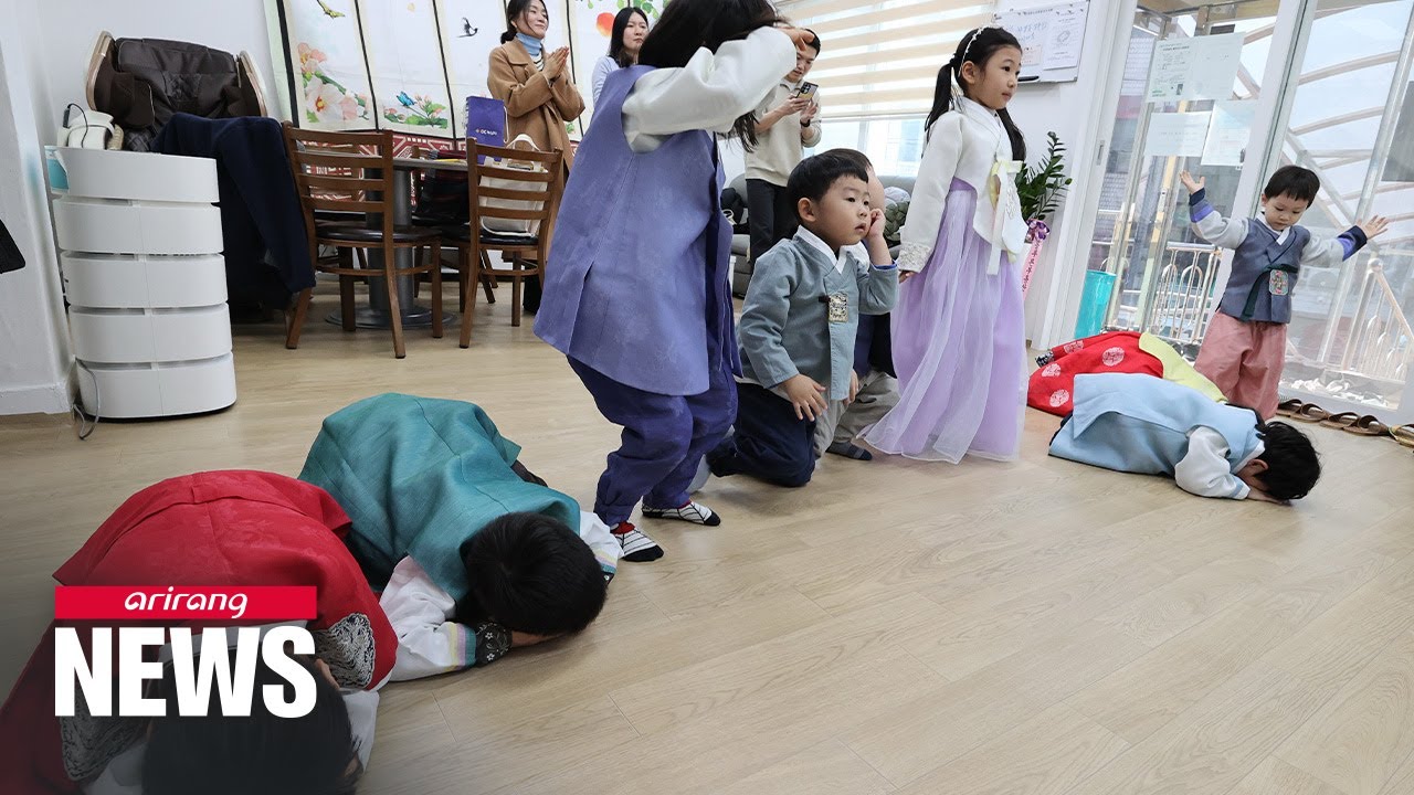 What's 'sebae' at Lunar New Year; exploring how tradition changes over time