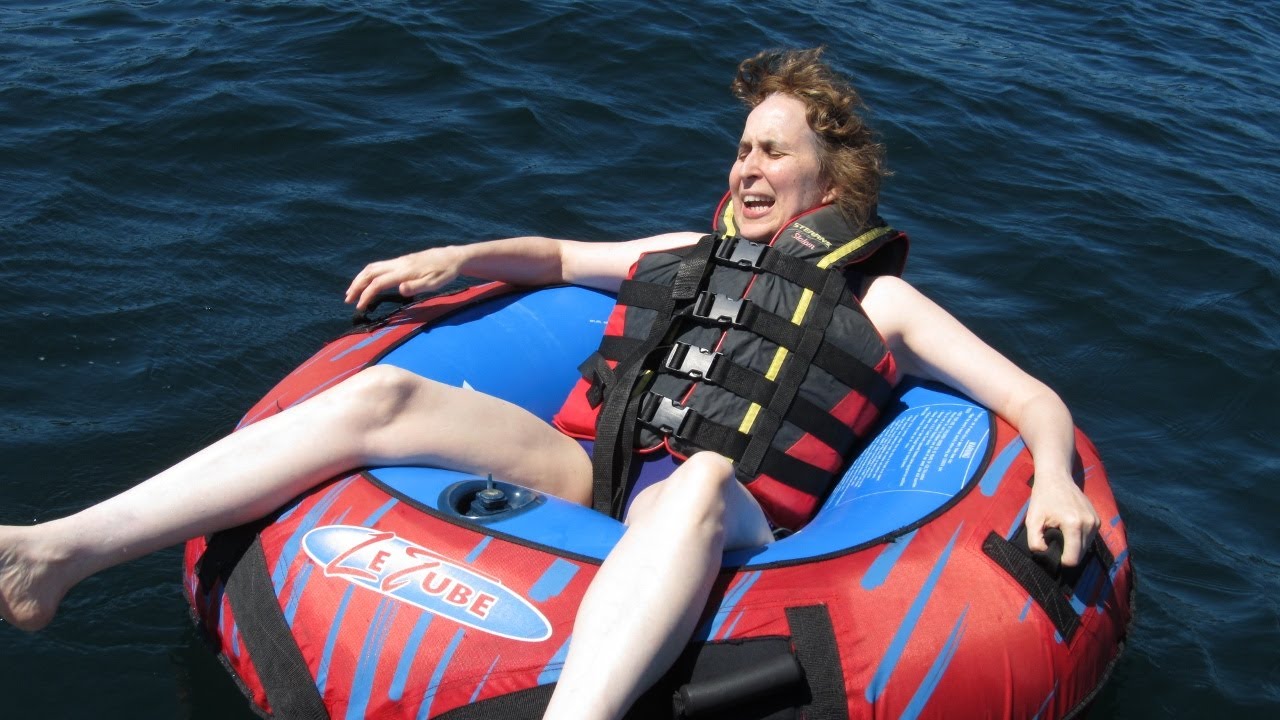 THE CHICK IS THUMPIN'! - Inner-tubing On Hayden Lake watershed