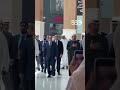 الرئيس السيسي والشيخ محمد بن زايد يتجولان بين المواطنين في أحد المولات بالإمارات