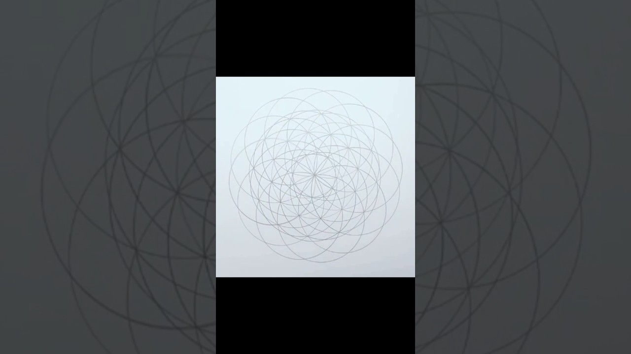 Geometric drawing with a compass 4 