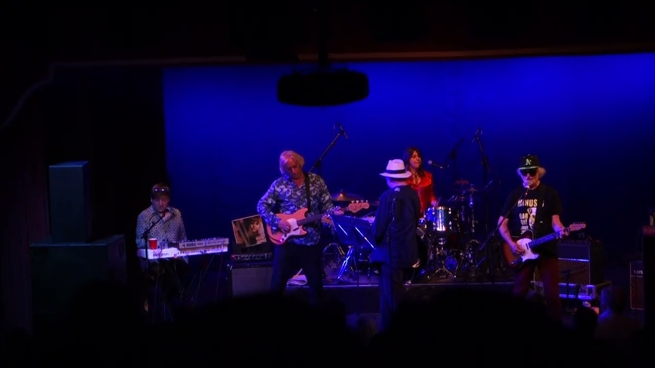 The Minus 5 "I Don't Want To Hate Anyone" at the Barn Theatre Oxted 25th Aug 2025