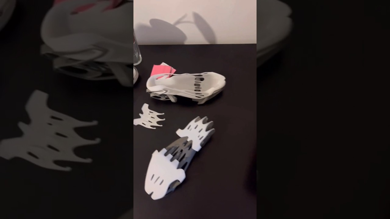 Apeiron shoe prototypeDesign: @jesse_giacomo📦 