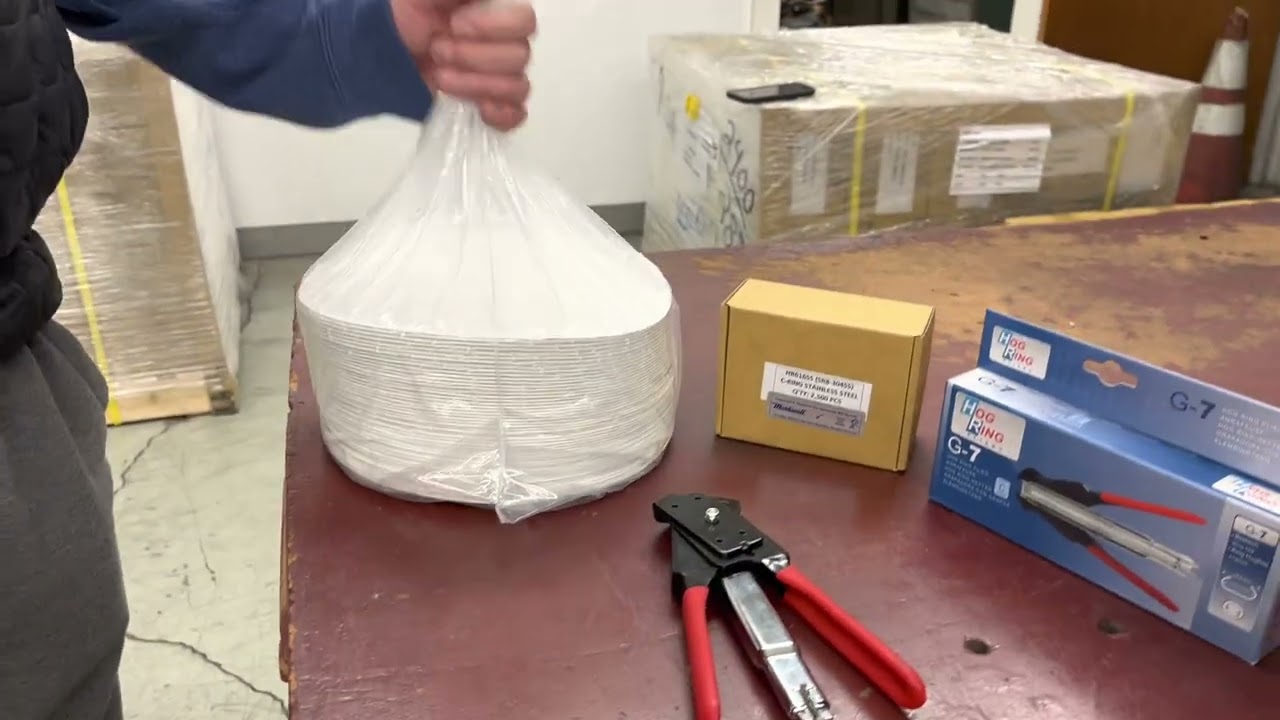 Markwell G-7 Hog Ring Plier Bag Closing Product Demonstration with HR616 11/16" Hog Rings