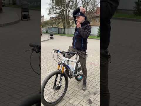 ЛАЙФХАК Как снимать видео на велосипеде #shorts