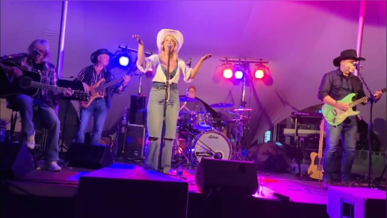 TBR: Broken Neon Hearts (Ronnie Dunn Cover) TBR: Broken Neon Hearts (Ronnie Dunn Cover)