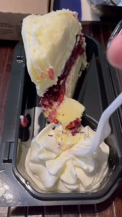 The cheesecake factory ultimate red velvet cake cheesecake