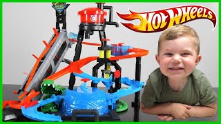 Hot Wheels City Ultimate Gator Car Wash with Colour Shifter Changing Car Toys | Odin's Play Time