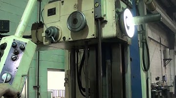 4" LUCAS TABLE TYPE HORIZONTAL MILLING & BORING MACHINE