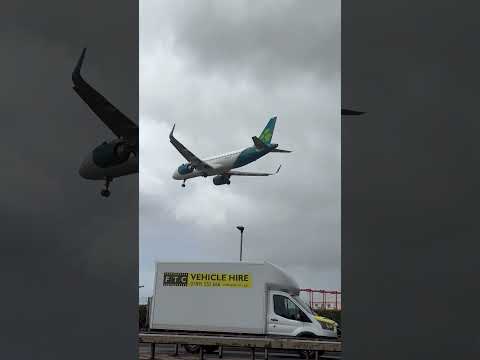 Aer Lingus A320NEO Arrived At London Heathrow LHR From Dublin DUB Reg EI NSA Aviation 