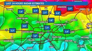 Track showers and storms moving across the Houston area on live radar