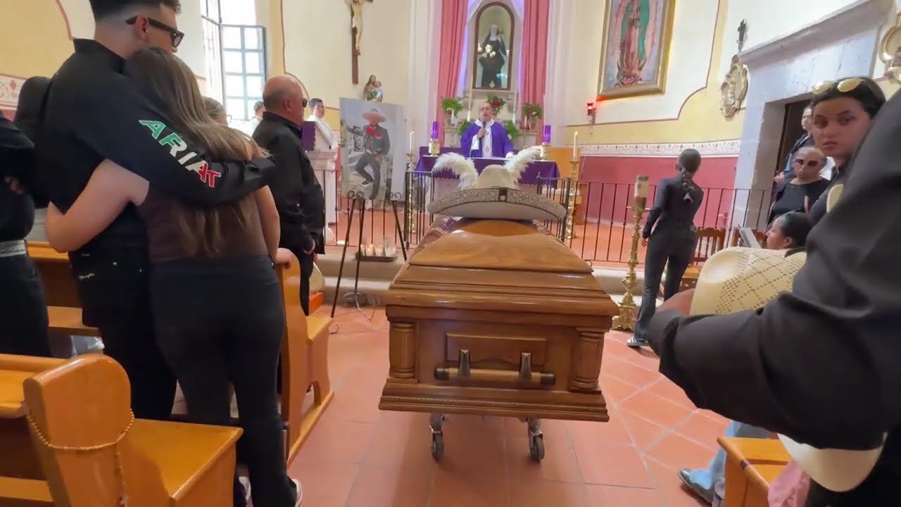 Misa de cuerpo presente Gilberto Sánchez Orozco