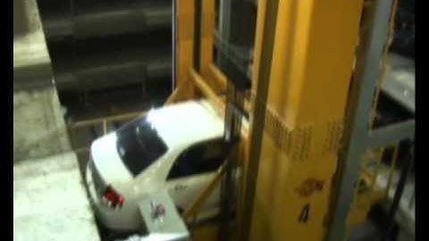 Transfer Device with Lift by Takashimaya Construction & Development