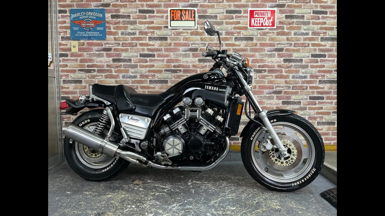 Vブースト搭載逆車北米仕様143ps！低走行車検付絶好調】 Yamaha V-MAX