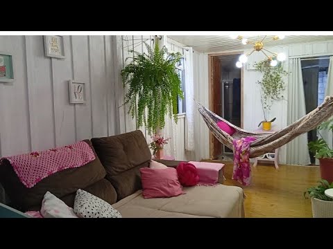 A simple yet very cozy home 🩷 you’re going to fall in love with this little house 🥰