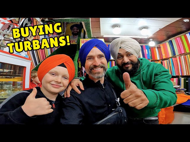 Travel vlog - FOREIGNERS wear TURBANS in Amritsar, INDIA and this is what HAPPENED 🇮🇳