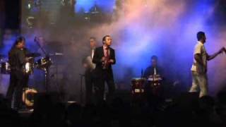 Video thumbnail of "TROPIN - Por retenerte (Live)"