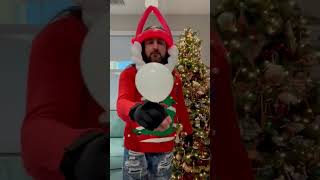 How To Make An Easy Balloon Santa Costume!