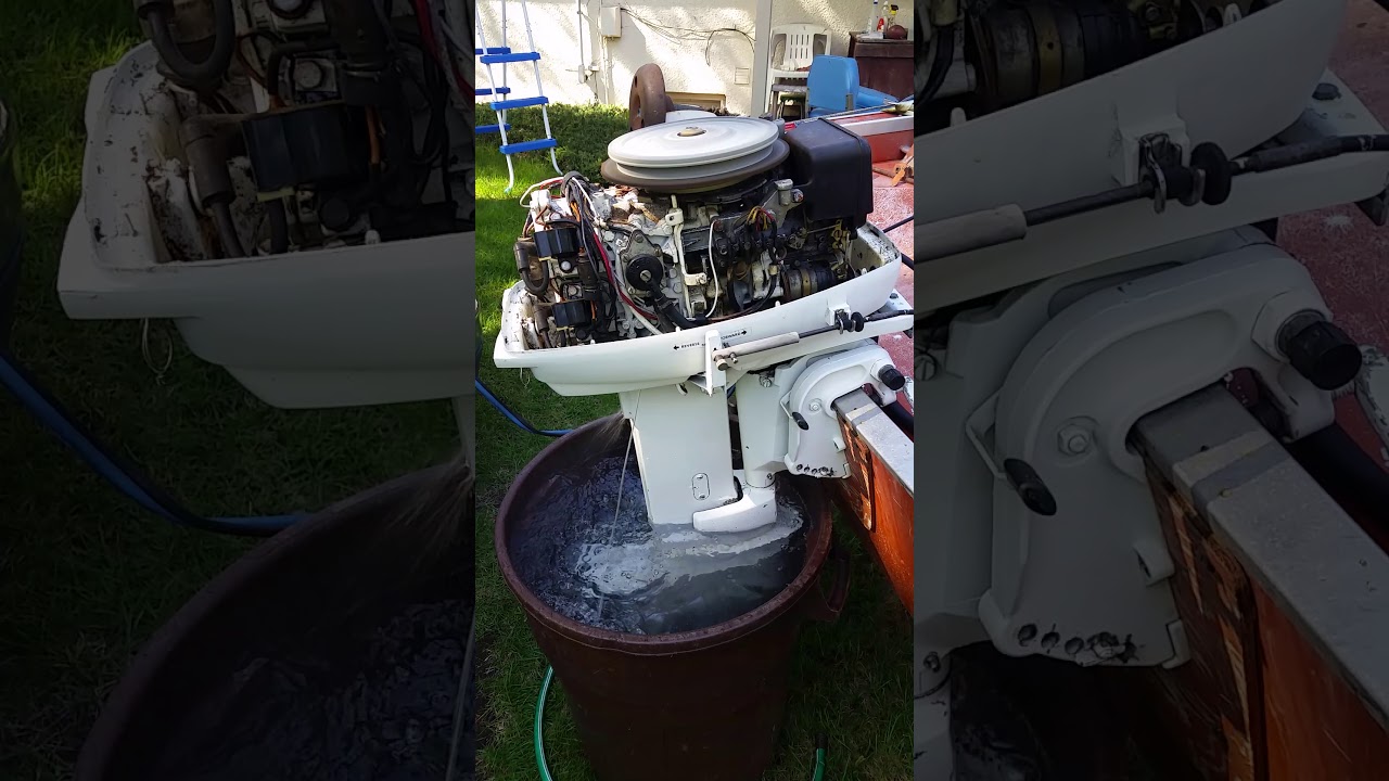 35hp Johnson Outboard motor runs smooth - YouTube