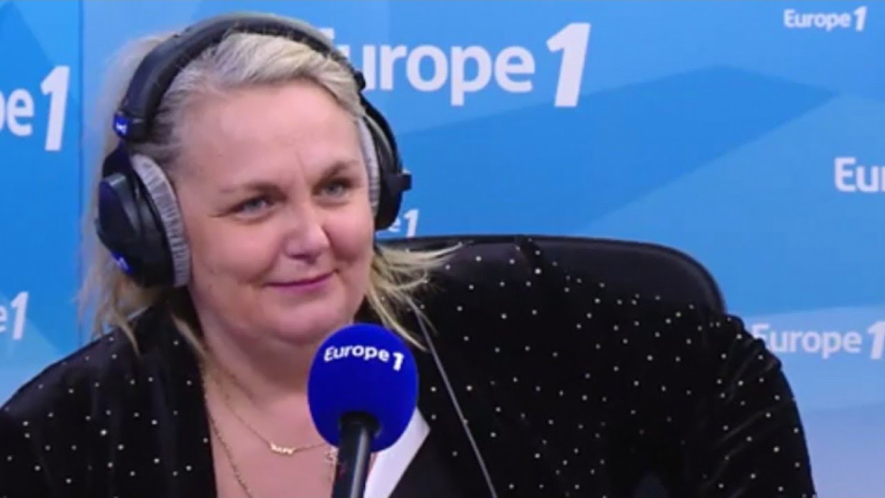 Valérie Damidot "Des dingues de déco" dans "Mon plus beau Noël" YouTube