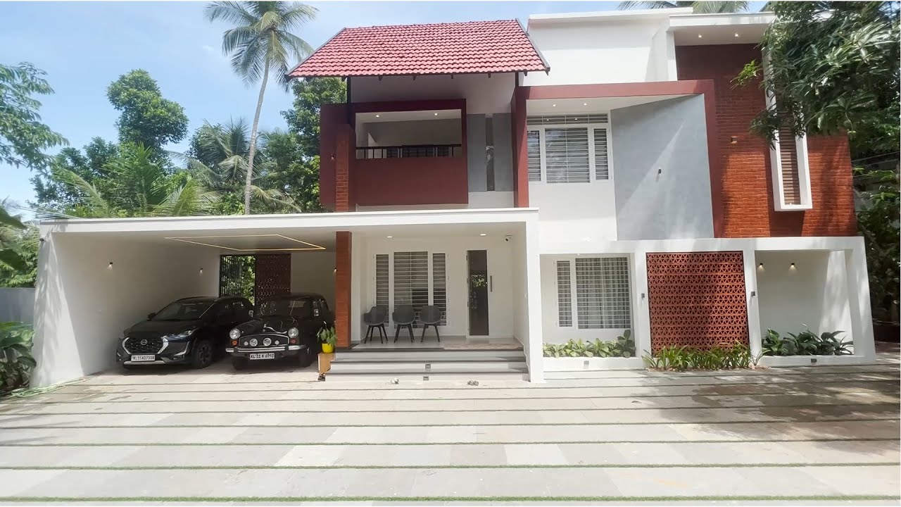 ഇത്  പുതുക്കി പണിത  വീടാണെന്ന്  പറയുമോ ?